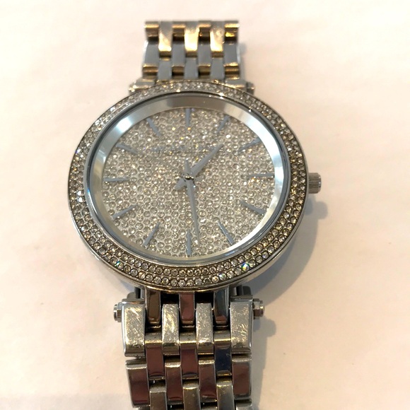 Silver Crystal Women\'s Watch